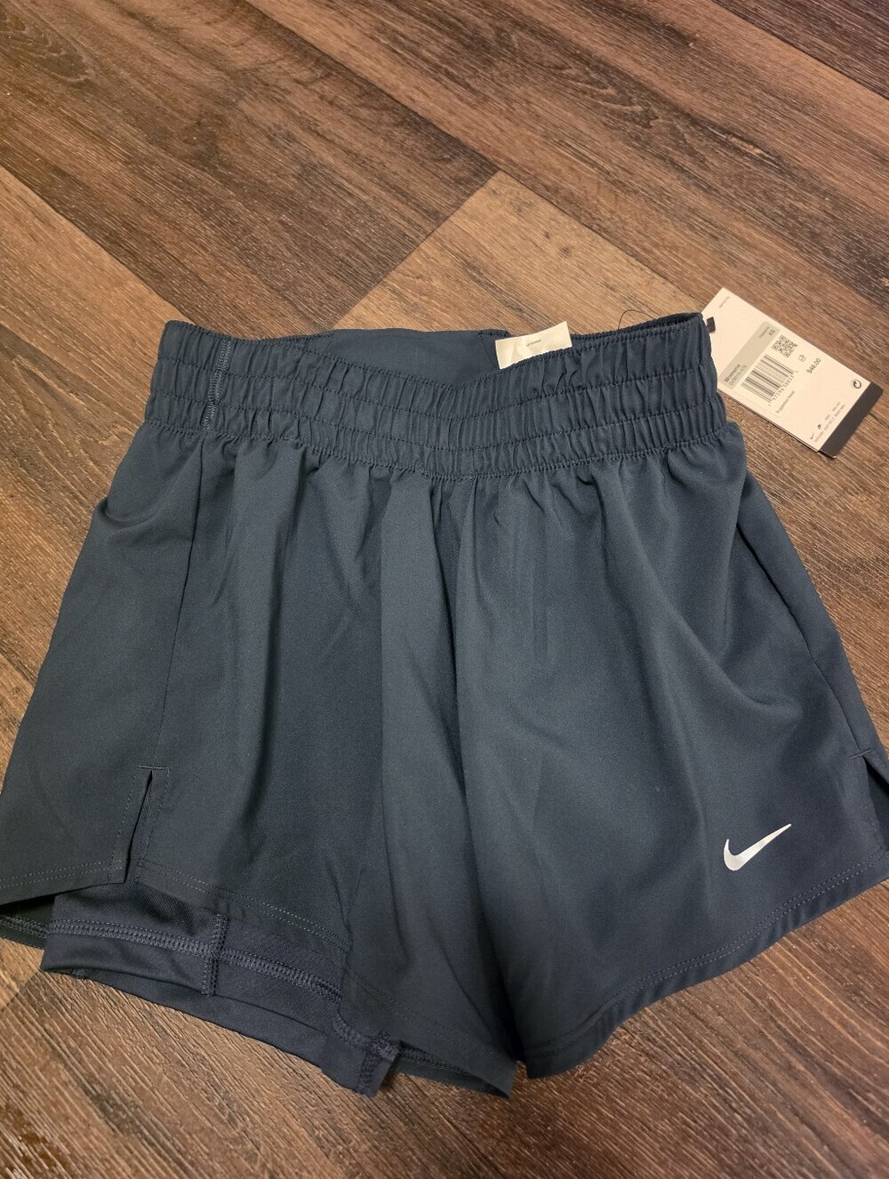 Nike Women's training shorts XS NWT